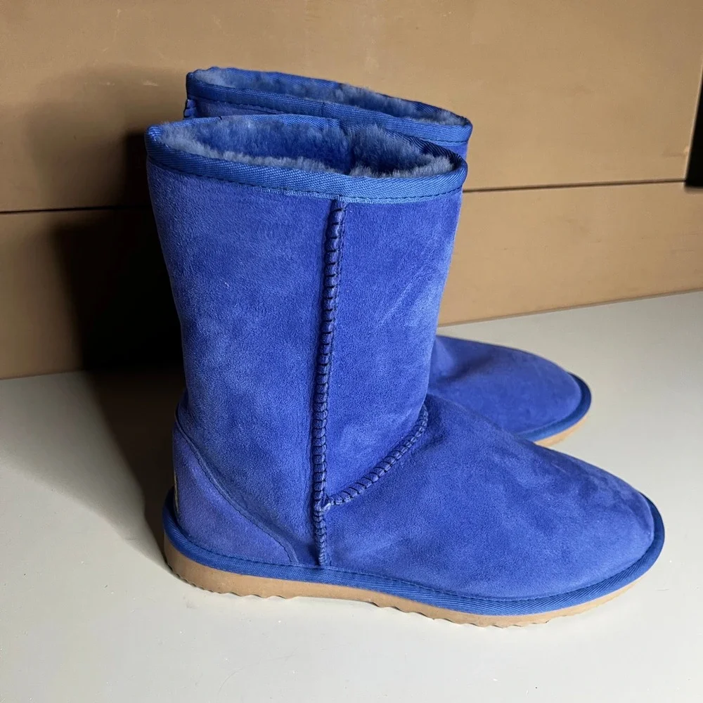UGG Australian Boots Classic Short Electric Blue Sheepskin Suede Womens 10